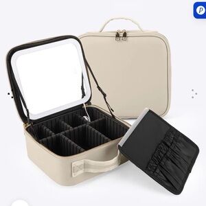 As seen on Insta! NWOT NOBL makeup case